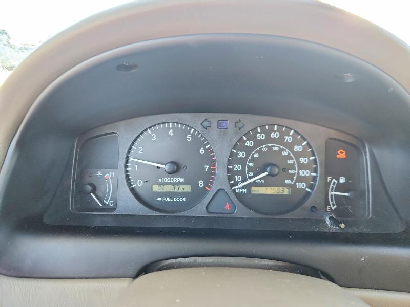 Photo 9 from auction – 2002 TOYOTA COROLLA CE with VIN 2T1BR12E02C569274