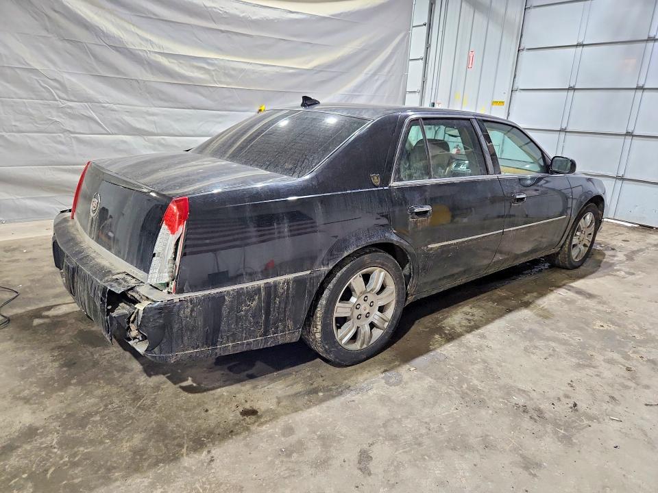 Photo 3 from auction – 2010 CADILLAC DTS with VIN 1G6KP5E95AU119779