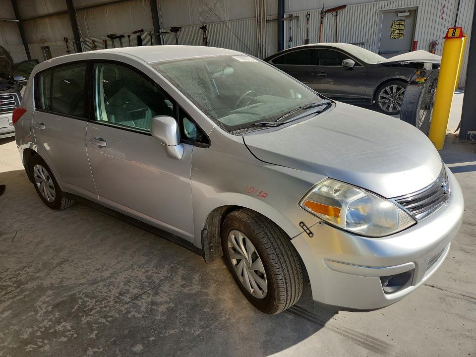 Photo 4 from auction – 2010 NISSAN VERSA S with VIN 3N1BC1CP3AL372986