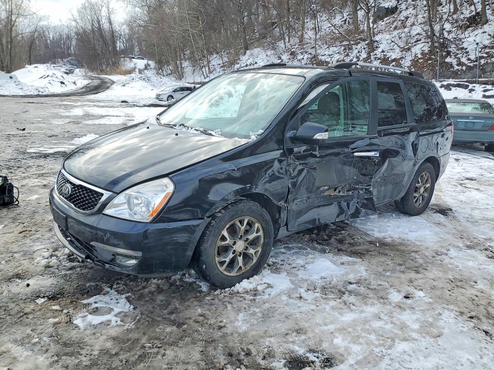 2014 KIA SEDONA