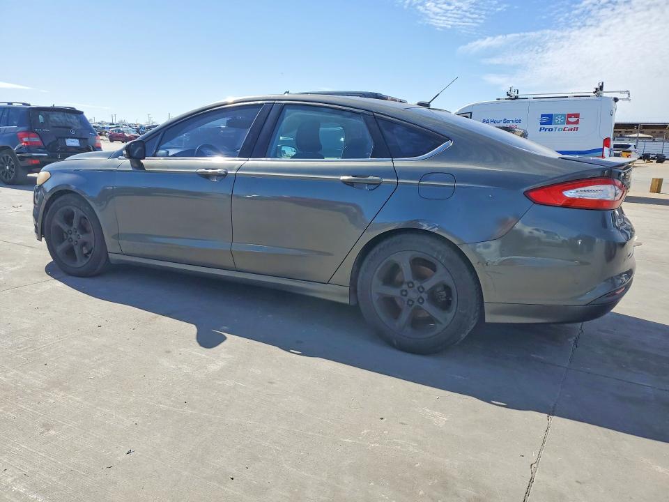 Photo 2 from auction – 2016 FORD FUSION SPO with VIN 3FA6P0HD7GR149373