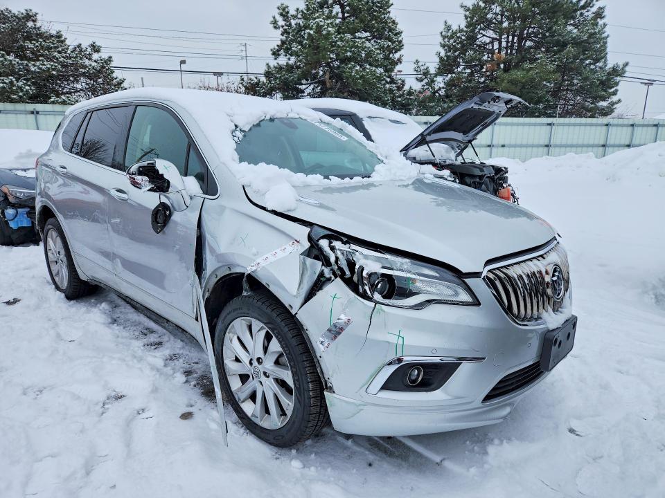Photo 4 from auction – 2017 BUICK ENVISION with VIN LRBFXESX3HD234892