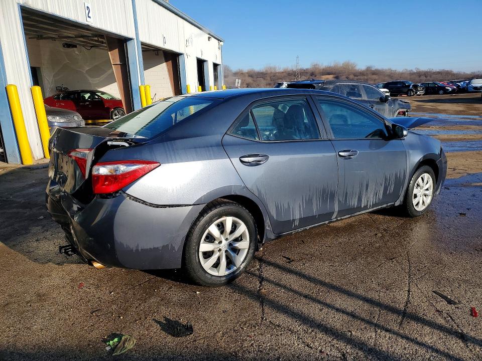 Photo 3 from auction – 2014 TOYOTA COROLLA with VIN 5YFBURHE5EP075890