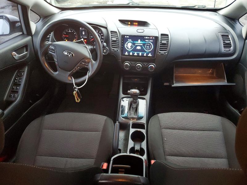 Photo 8 from auction – 2017 KIA FORTE5 with VIN KNAFK5A87H5671442