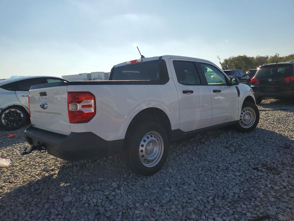 Photo 3 from auction – 2022 FORD MAVERICK with VIN 3FTTW8E92NRA83715