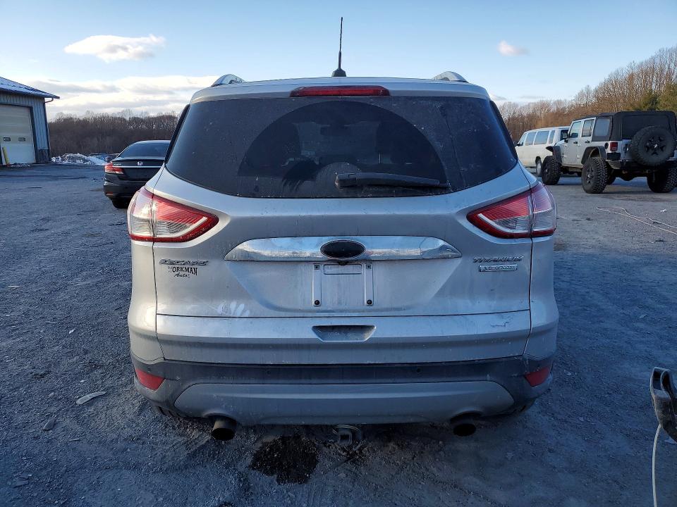 Photo 6 from auction – 2015 FORD ESCAPE with VIN 1FMCU0J92FUB16084