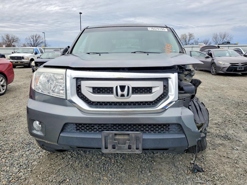 Photo 5 from auction – 2011 HONDA PILOT with VIN 5FNYF3H97BB023611