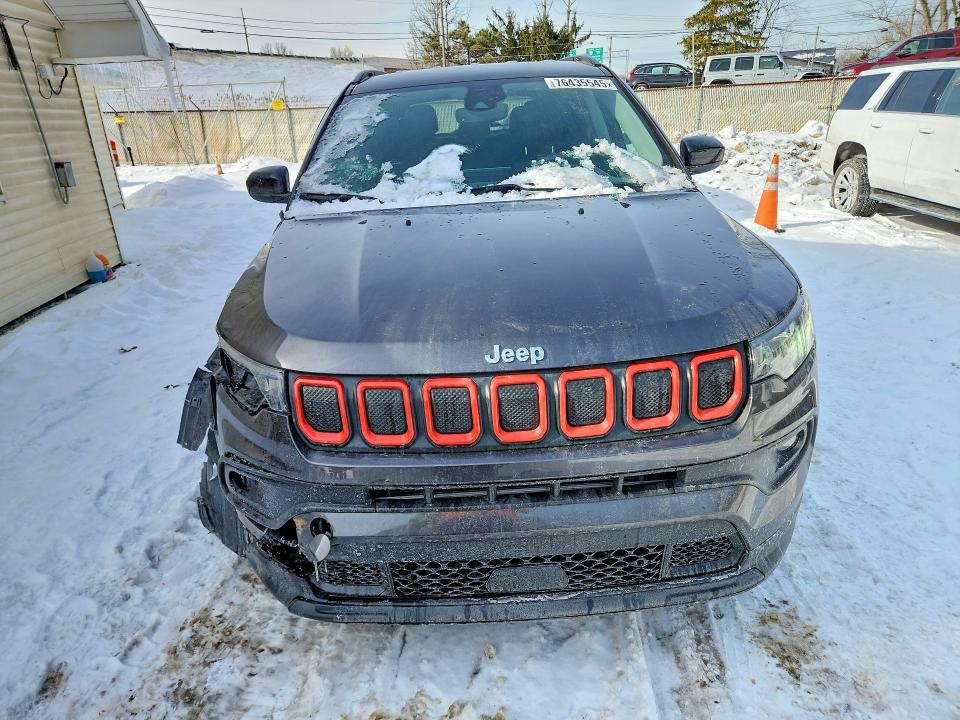 Photo 5 from auction – 2022 JEEP COMPASS LA with VIN 3C4NJDBB6NT230581