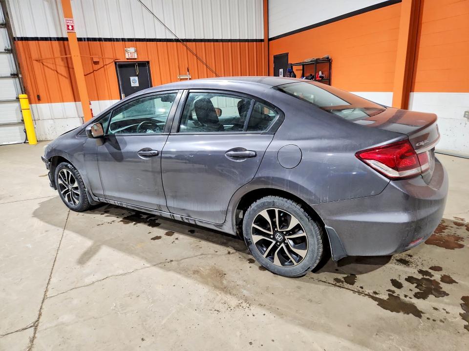 Фото 2 с аукциона – 2015 HONDA CIVIC с VIN 2HGFB2F58FH014351