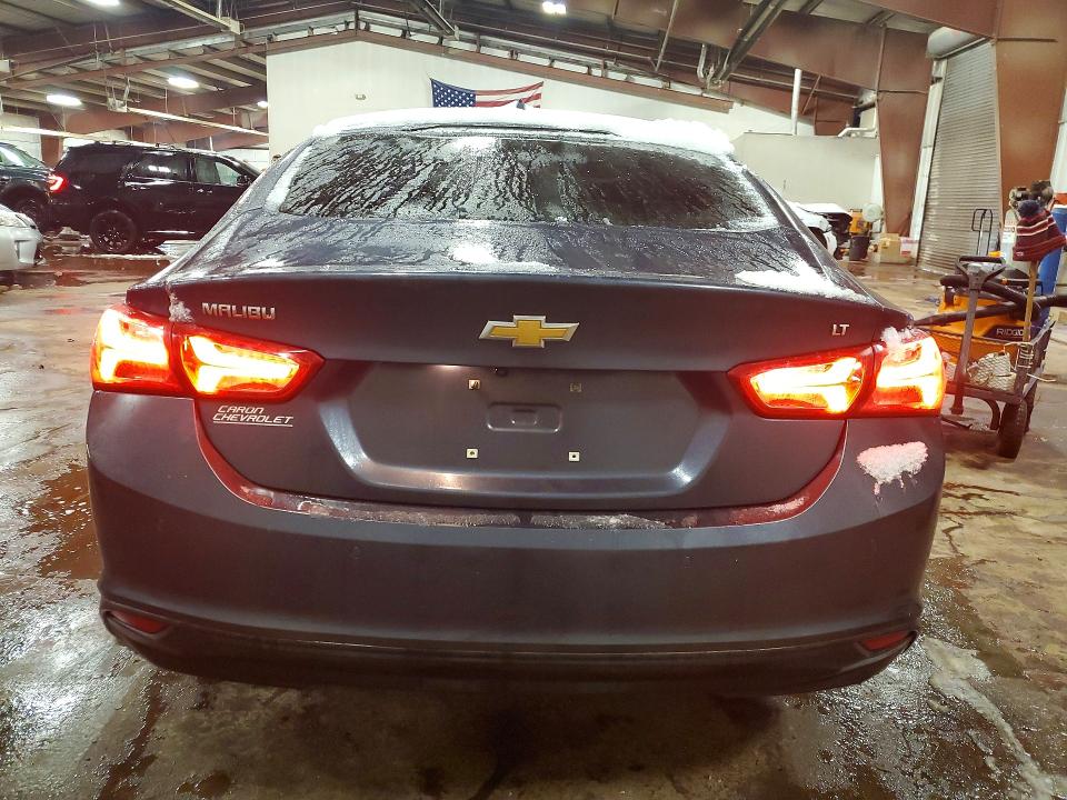 Photo 6 from auction – 2019 CHEVROLET MALIBU with VIN 1G1ZD5ST4KF225983