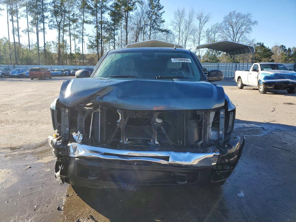 Photo 5 from auction – 2011 CHEVROLET SILVERADO with VIN 1GCRCSE05BZ369289