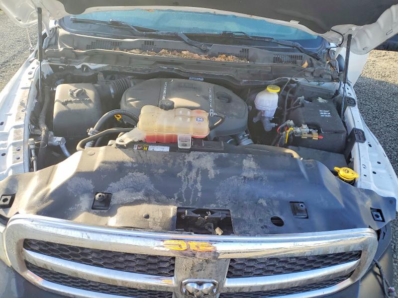 Photo 11 from auction – 2018 RAM 1500 with VIN 1C6RR7KM0JS264094