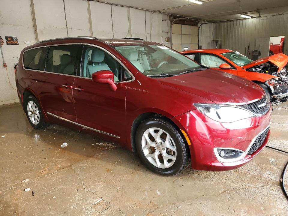Photo 4 from auction – 2017 CHRYSLER PACIFICA T with VIN 2C4RC1EG3HR538123
