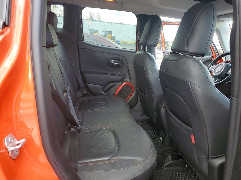 Photo 10 from auction – 2016 JEEP RENEGADE T with VIN ZACCJBCT7GPD04068