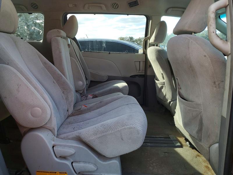 Photo 11 from auction – 2013 TOYOTA SIENNA LE with VIN 5TDKK3DC7DS347370