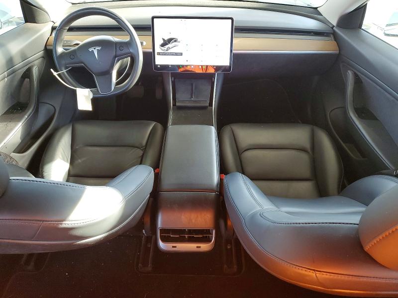 Photo 8 from auction – 2018 TESLA MODEL 3 with VIN 5YJ3E1EA5JF062941