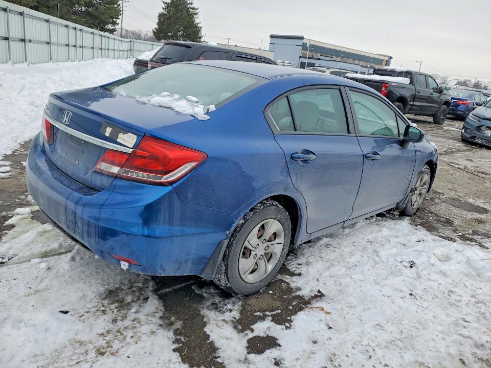 Photo 3 from auction – 2014 HONDA CIVIC LX with VIN 19XFB2F52EE024172