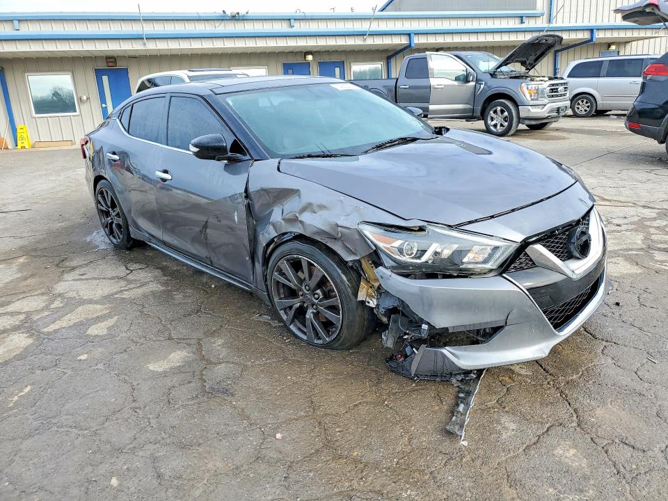Photo 4 from auction – 2017 NISSAN MAXIMA with VIN 1N4AA6AP6HC377920