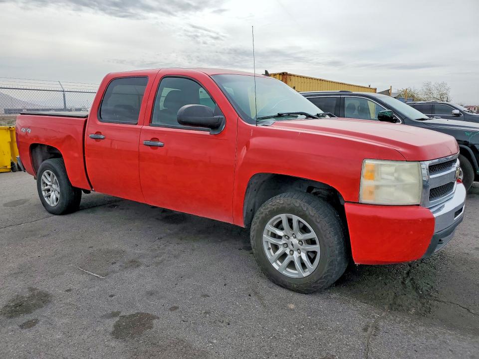 Photo 4 from auction – 2011 CHEVROLET SILVERADO with VIN 3GCUKUEJ0BG205658