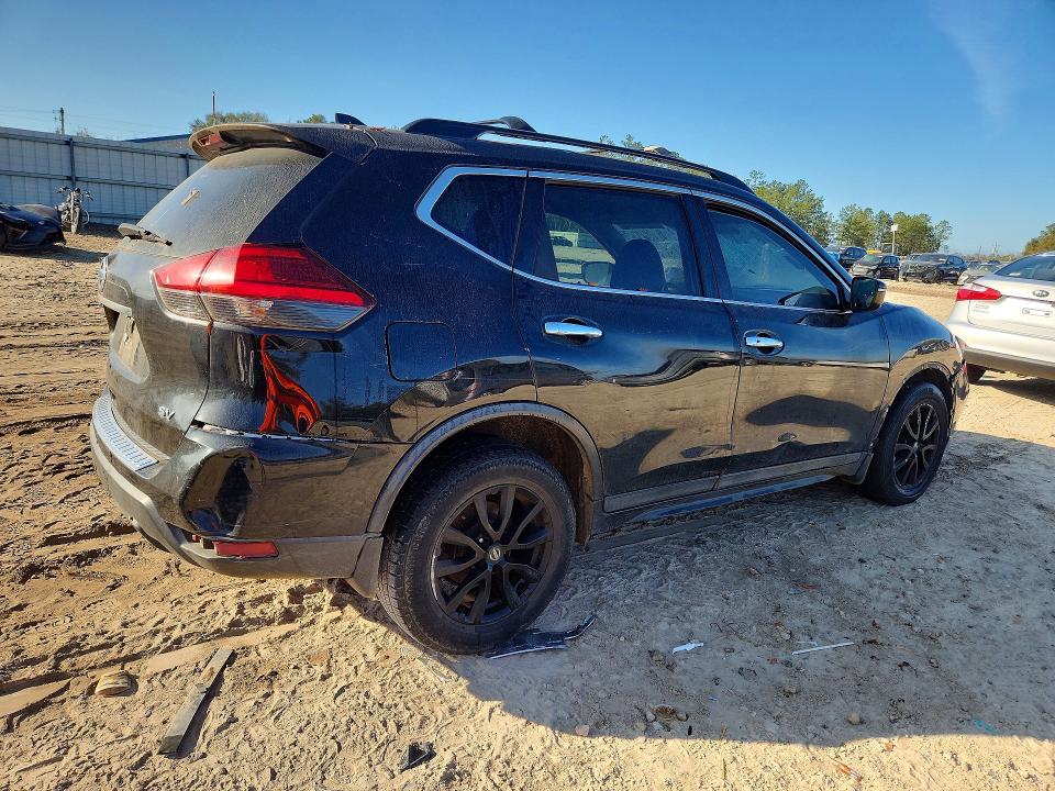 Фото 3 с аукциона – 2017 NISSAN ROGUE с VIN 5N1AT2MT4HC813617