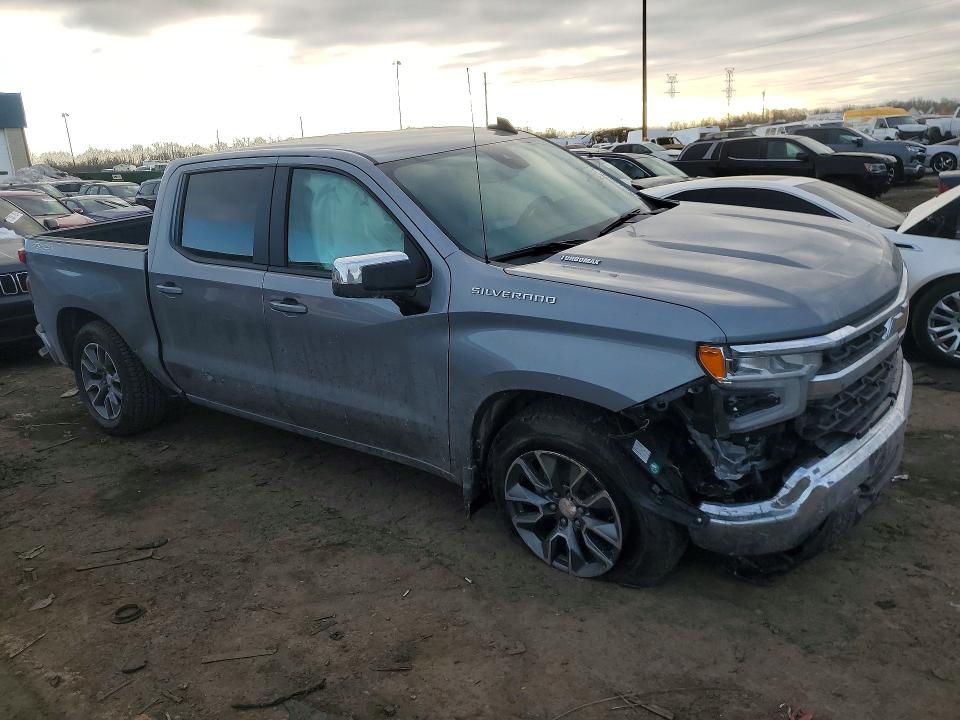 Photo 4 from auction – 2026 CHEVROLET SILVERADO with VIN 3GCPKKEKXTG196253