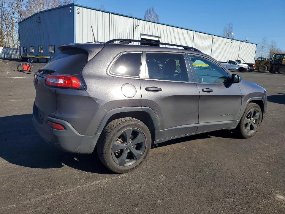 Photo 3 from auction – 2017 JEEP CHEROKEE with VIN 1C4PJLABXHW669446
