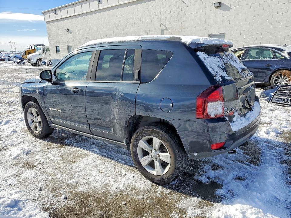 Photo 2 from auction – 2014 JEEP COMPASS with VIN 1C4NJDEB6ED693385