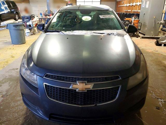 Photo 5 from auction – 2014 CHEVROLET CRUZE with VIN 1G1PC5SB7E7320151