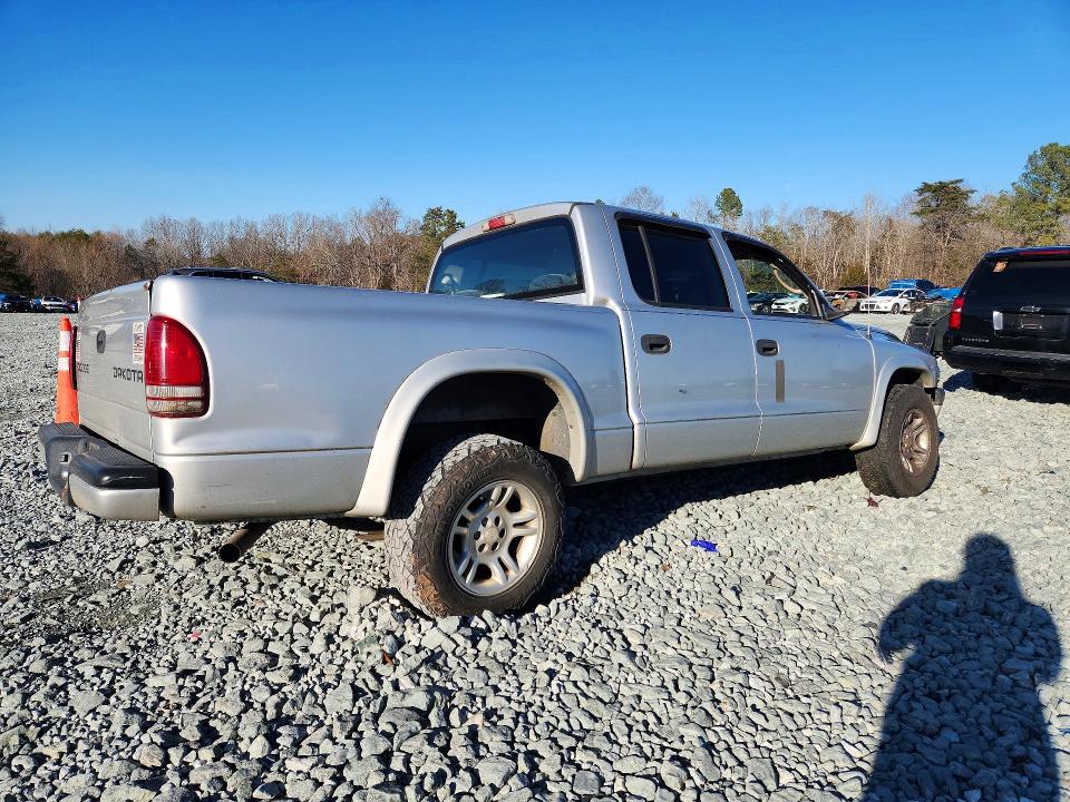 Photo 3 from auction – 2004 DODGE DAKOTA with VIN 1D7HL38K14S586709