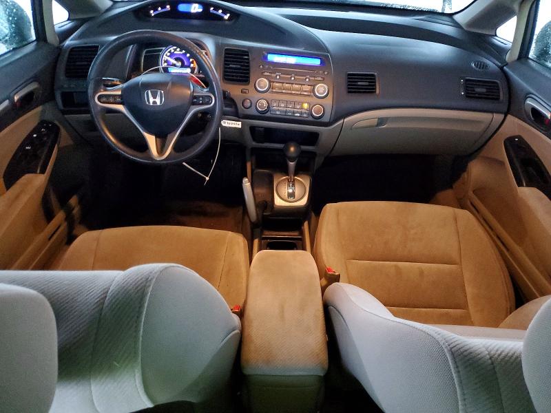 Photo 8 from auction – 2010 HONDA CIVIC with VIN 19XFA1F88AE024100
