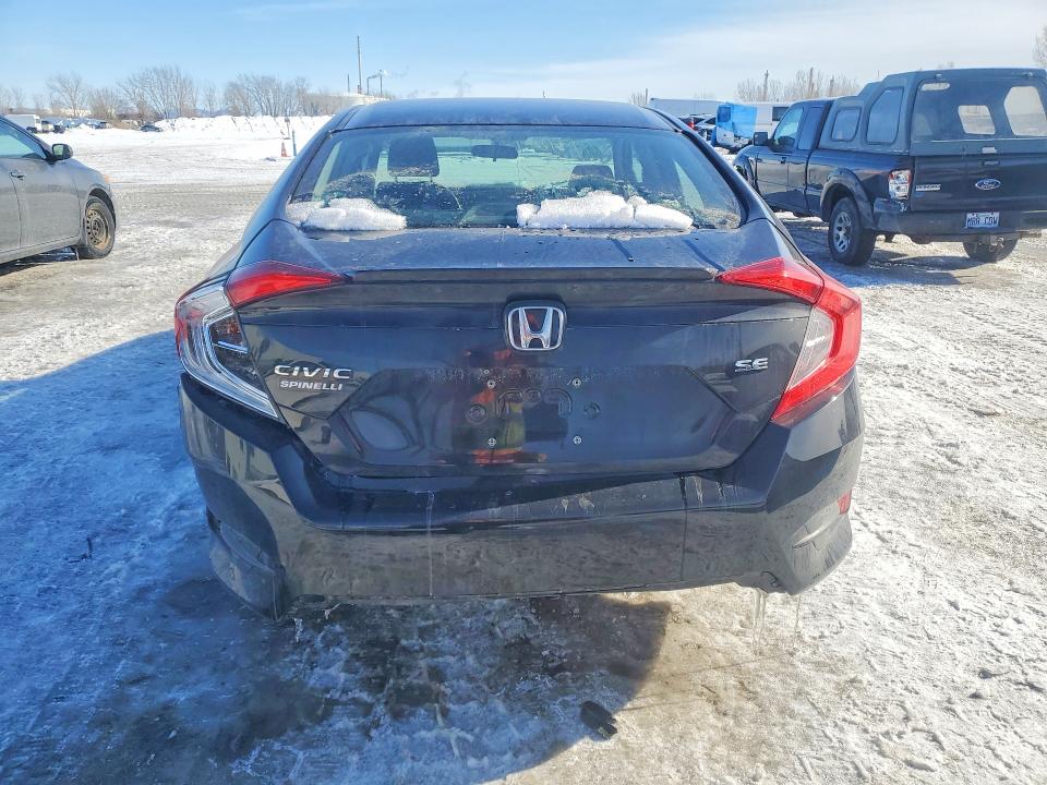 Photo 6 from auction – 2018 HONDA CIVIC with VIN 2HGFC2F60JH015671