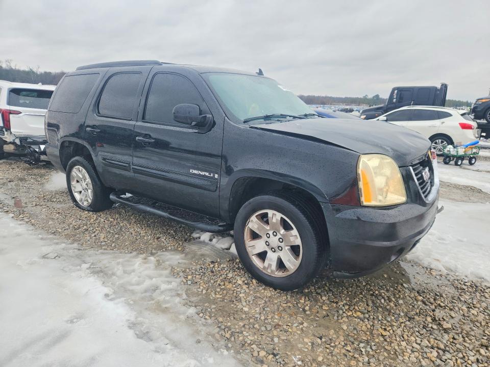 Photo 4 from auction – 2007 GMC YUKON DENA with VIN 1GKFK63857J247080