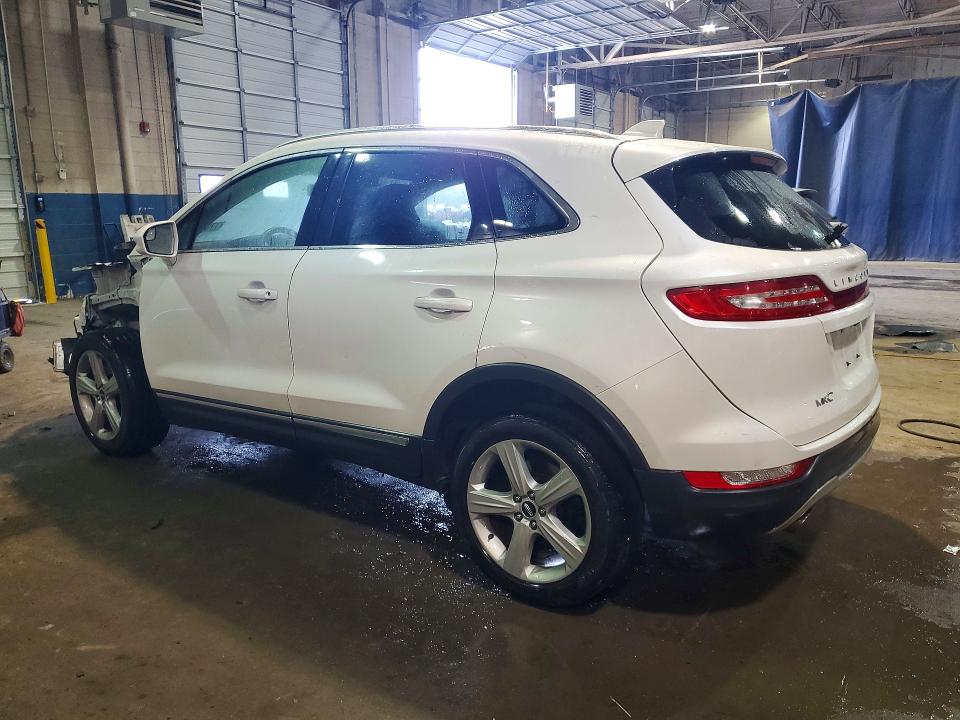 Photo 2 from auction – 2017 LINCOLN MKC PREMIE with VIN 5LMCJ1D97HUL54278