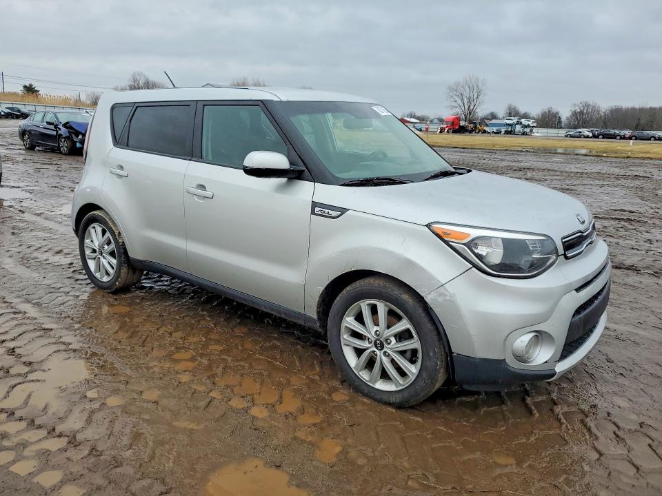 Photo 4 from auction – 2018 KIA SOUL with VIN KNDJP3A52J7549672