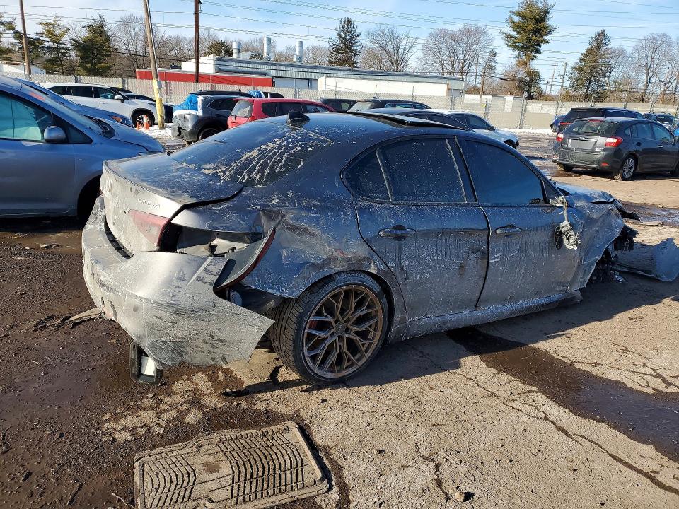 Photo 3 from auction – 2017 ALFA ROMEO GIULIA TI with VIN ZARFAEEN8H7560611