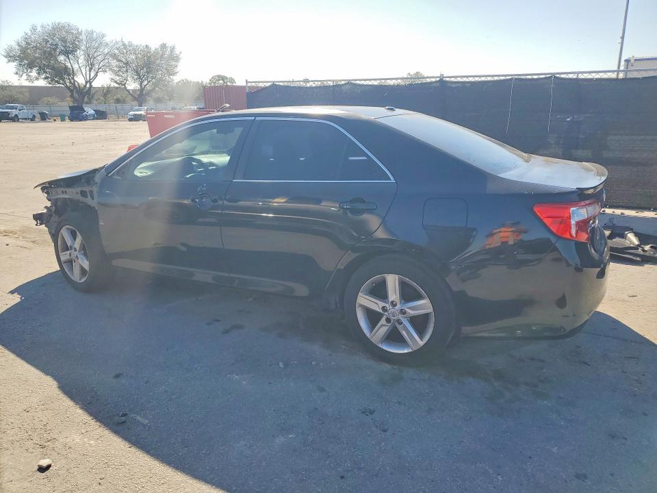 Photo 2 from auction – 2012 TOYOTA CAMRY BASE with VIN 4T1BF1FK1CU143845