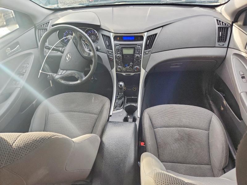 Photo 8 from auction – 2011 HYUNDAI SONATA GLS with VIN 5NPEB4AC4BH119045