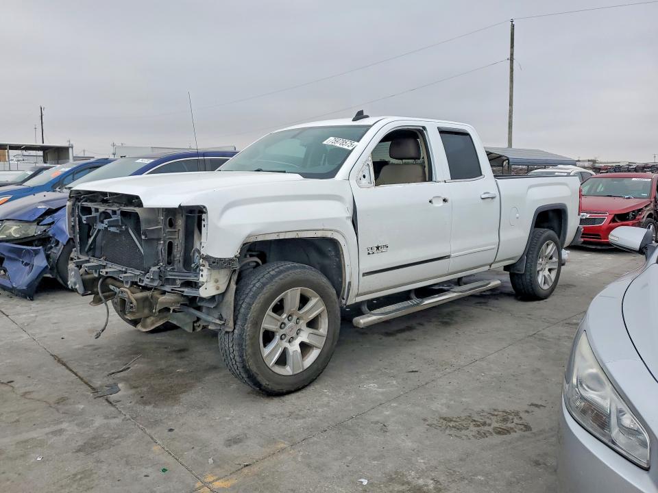 GMC SIERRA 2015 with VIN 1GTR1UECXFZ178517 - Photo from auction