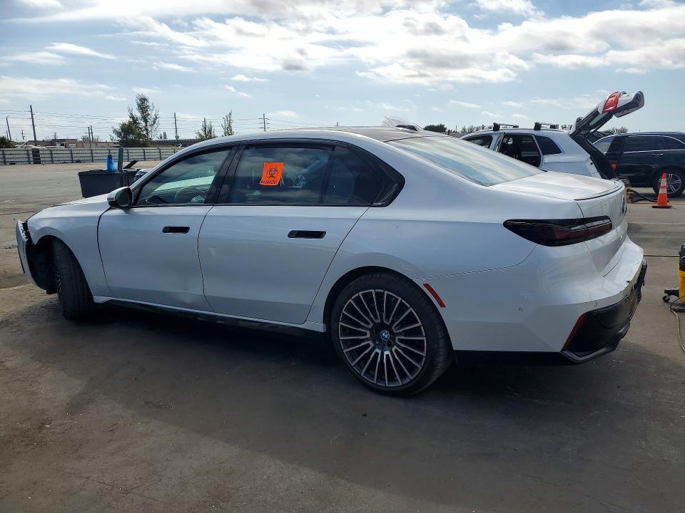 Photo 2 from auction – 2025 BMW 740 with VIN WBA23EH03SCT34734