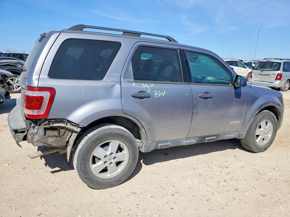 Photo 3 from auction – 2008 FORD ESCAPE with VIN 1FMCU03Z98KC65717