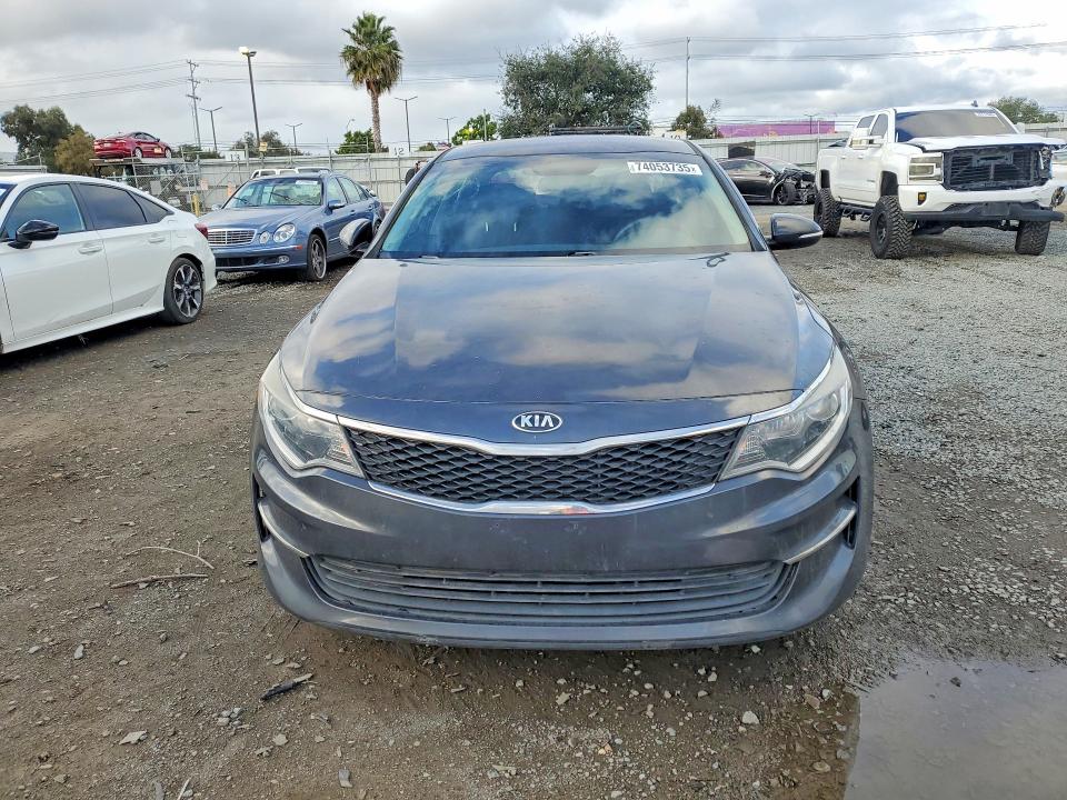 Photo 5 from auction – 2016 KIA OPTIMA LX with VIN 5XXGT4L13GG040695