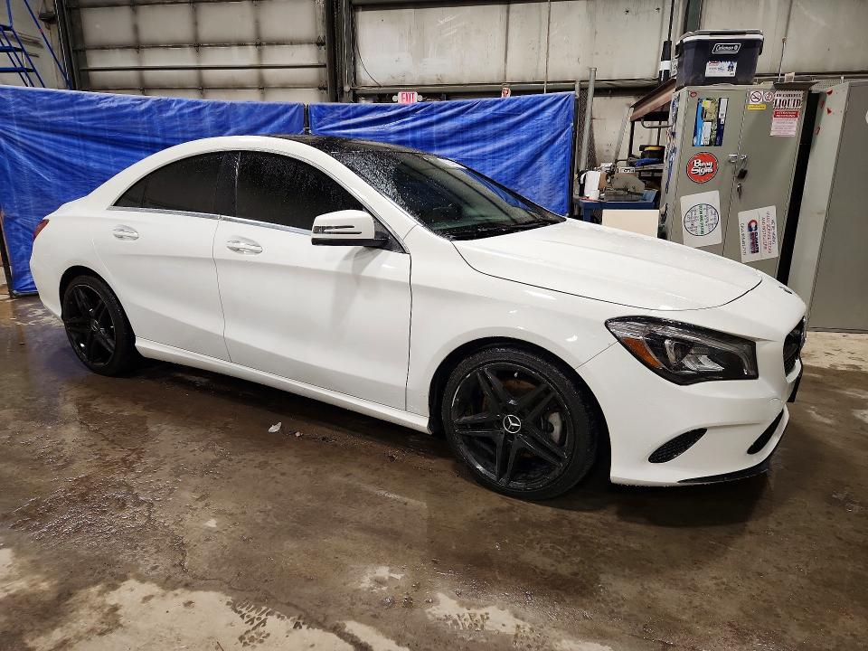 Photo 4 from auction – 2019 MERCEDES-BENZ CLA with VIN WDDSJ4GB8KN706438
