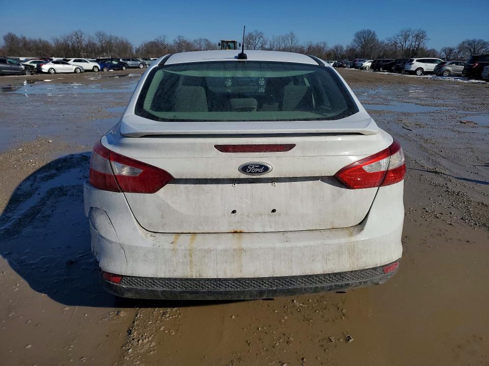 Photo 6 from auction – 2013 FORD FOCUS SE with VIN 1FADP3F2XDL122575