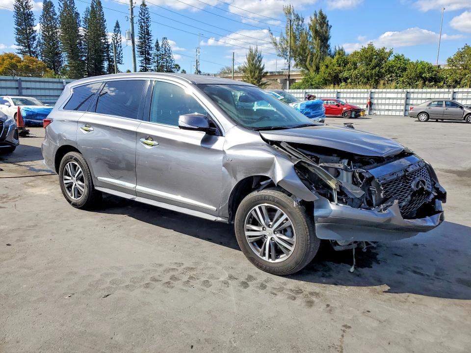 Photo 4 from auction – 2020 INFINITI QX60 with VIN 5N1DL0MM6LC529585