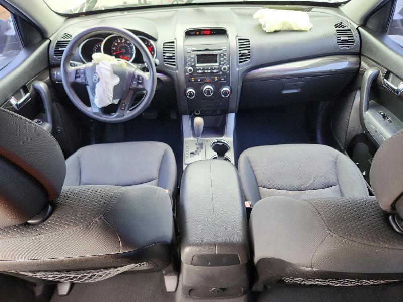 Photo 8 from auction – 2011 KIA SORENTO with VIN 5XYKT3A13BG183285