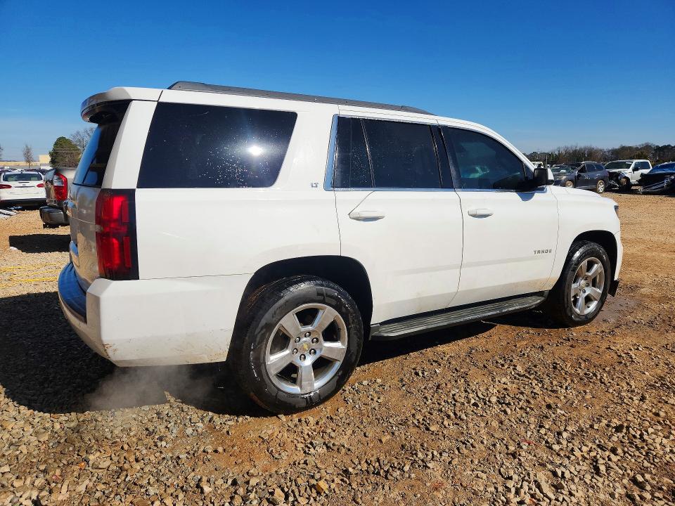 Photo 3 from auction – 2015 CHEVROLET TAHOE with VIN 1GNSKBKC5FR172879