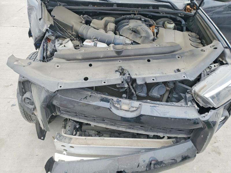 Photo 11 from auction – 2023 TOYOTA 4RUNNER with VIN JTEEU5JR0P5287272