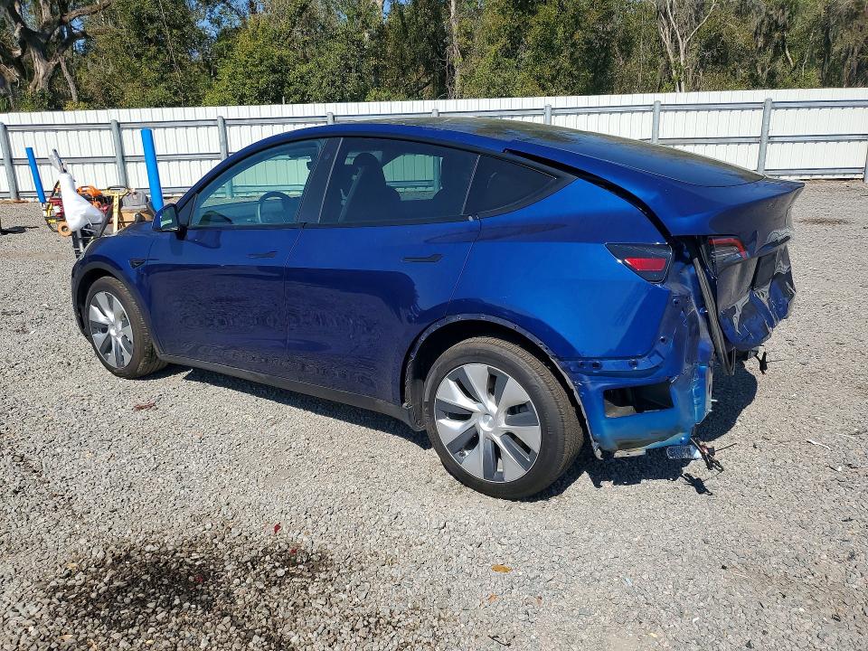 Photo 2 from auction – 2021 TESLA MODEL Y with VIN 5YJYGDEE2MF297628