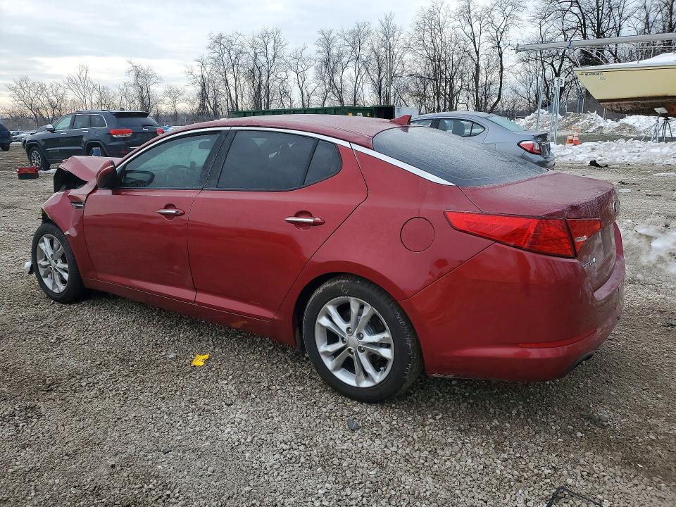 Foto 2 de la subasta – 2013 KIA OPTIMA con VIN 5XXGM4A74DG116554