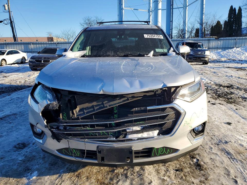 Photo 5 from auction – 2018 CHEVROLET TRAVERSE P with VIN 1GNEVJKW2JJ236229